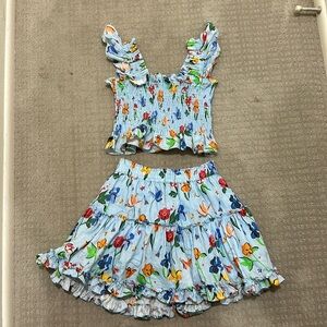 Hillhouse SET - skirt small & top xs. Great condition